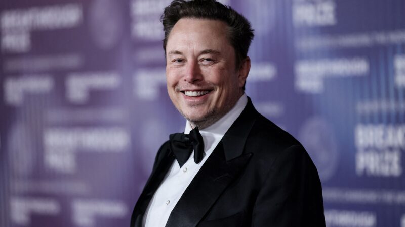 Nouveau record du monde : Elon Musk perd autant que les fortunes de Bill Gates et Jeff Bezos réuni